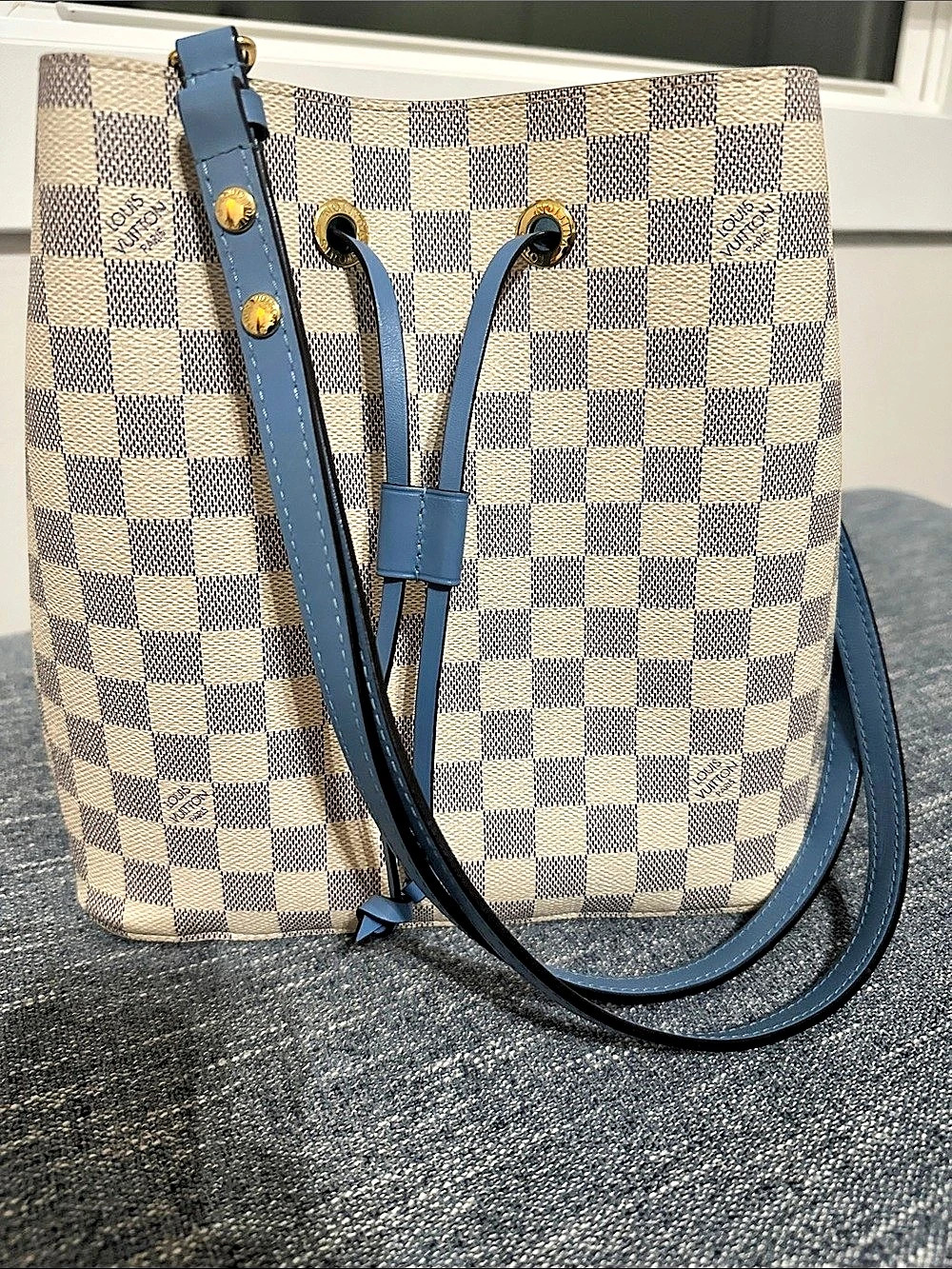 Louis Vuitton NéoNoé MM Damier Azur Blue Shoulder Bag